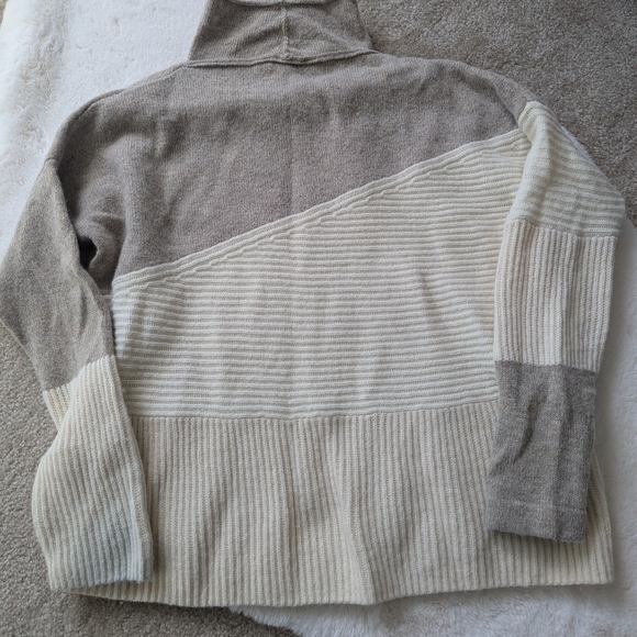 French Connection Two-Tone Turtleneck Sweater - Picture 4 of 6